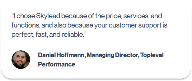 Testimonial left by a user of one of the top sales engagement platforms, which is Skylead
